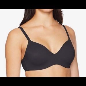 NWT Wacoal Flawless Comfort Hidden Underwire Bra in Black 34C